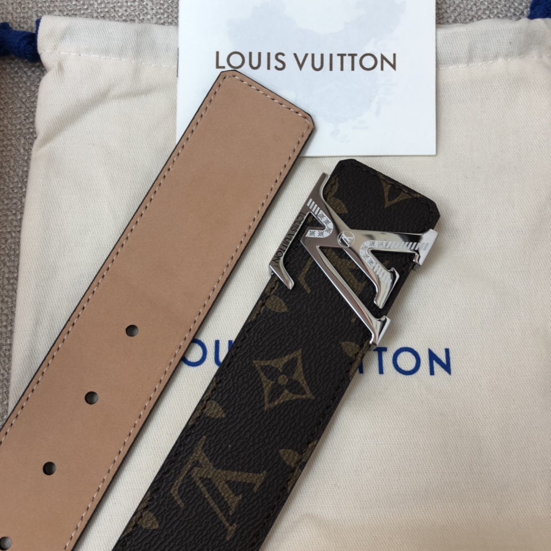 Cheap Replica Louis Vuitton Men Leather Belt Width 4CM 121