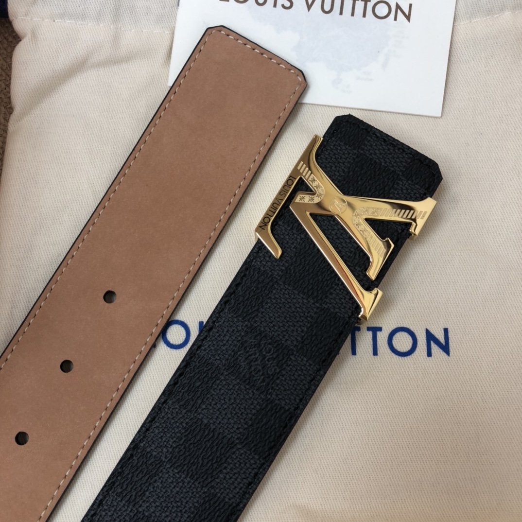 Cheap Replica Louis Vuitton Men Leather Belt Width 4CM 121