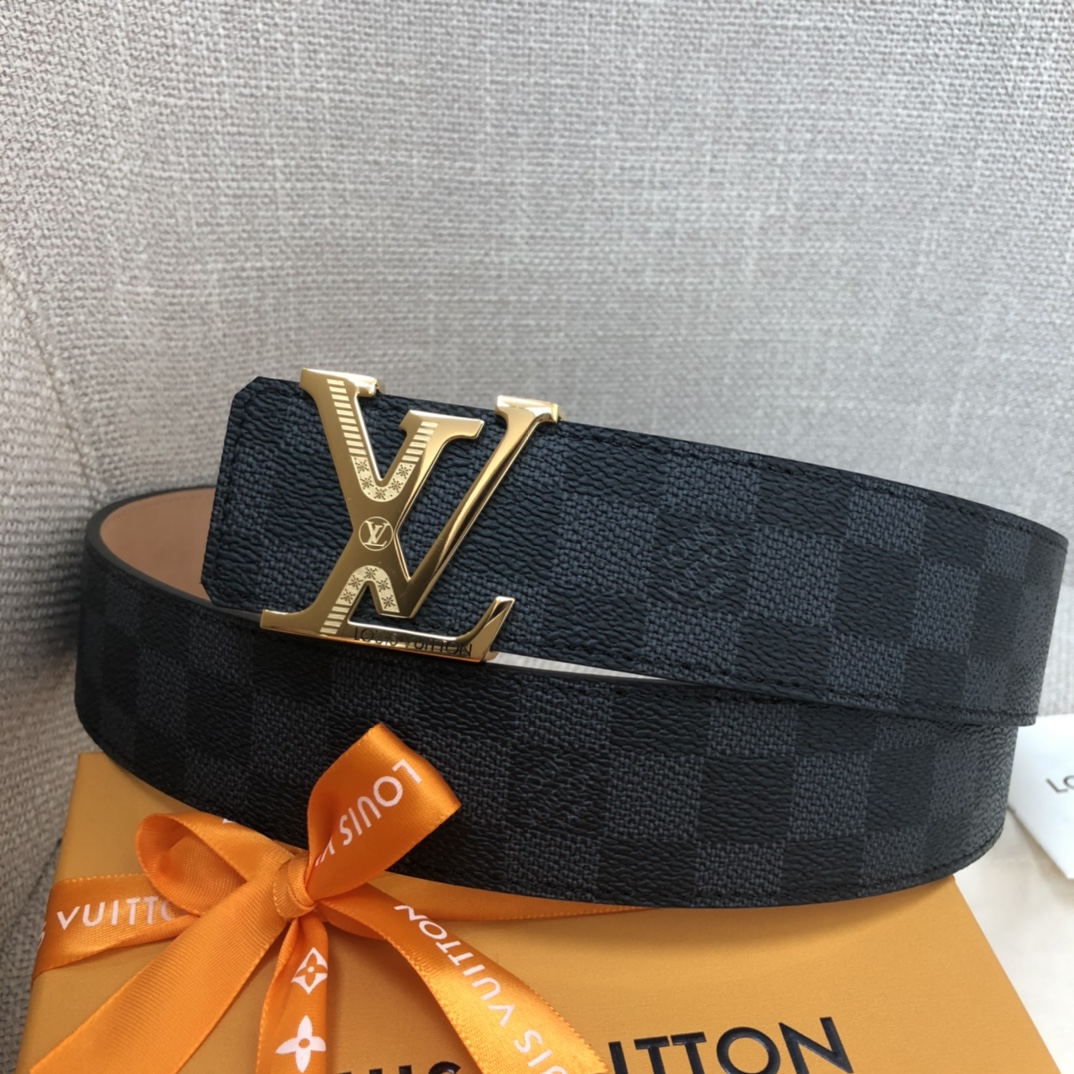 Cheap Replica Louis Vuitton Men Leather Belt Width 4CM 121