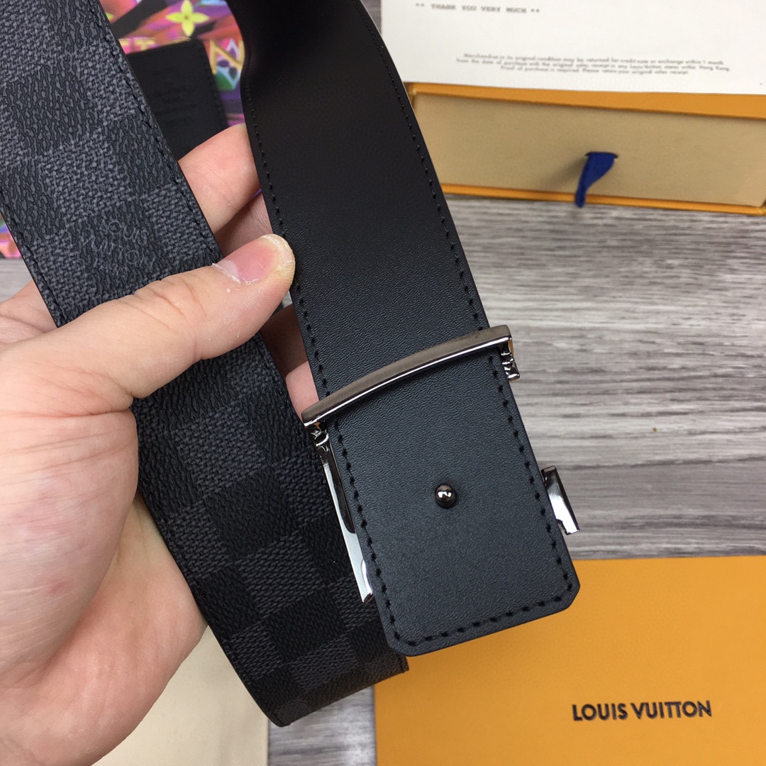 Cheap Replica Louis Vuitton Men Leather Belt Width 4CM 128