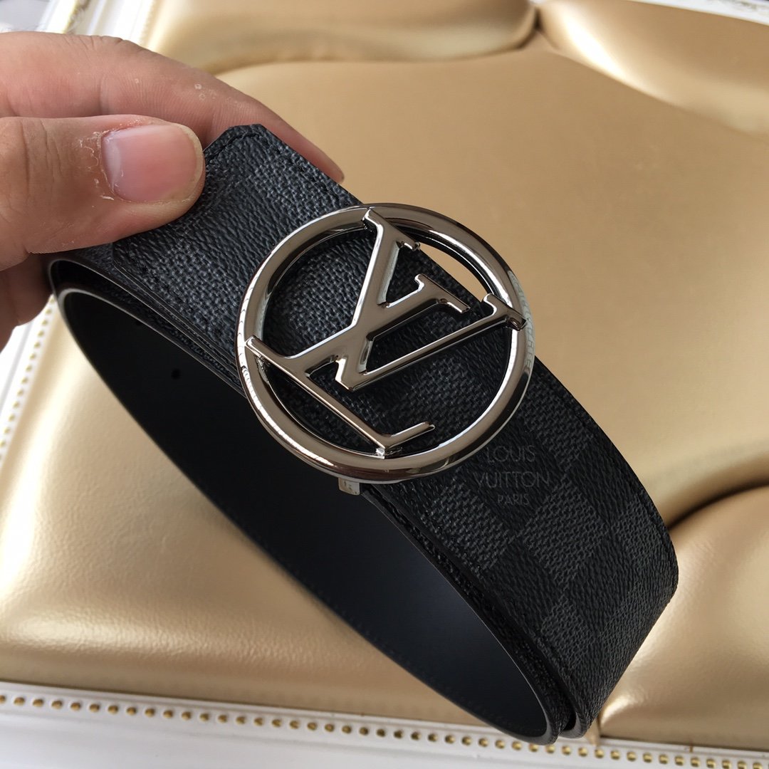 Cheap Replica Louis Vuitton Men Leather Belt Width 4cm 082