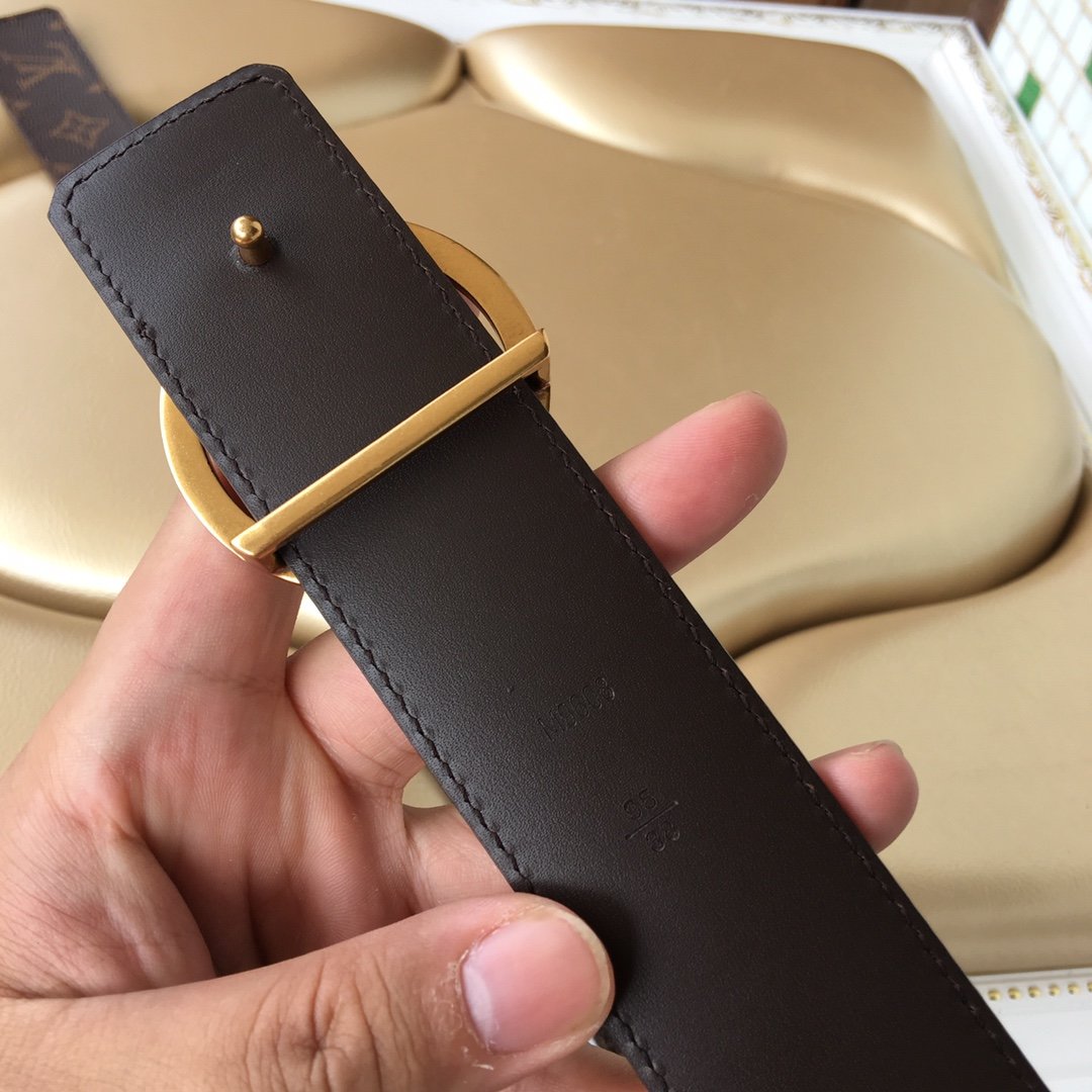 Cheap Replica Louis Vuitton Men Leather Belt Width 4cm 083