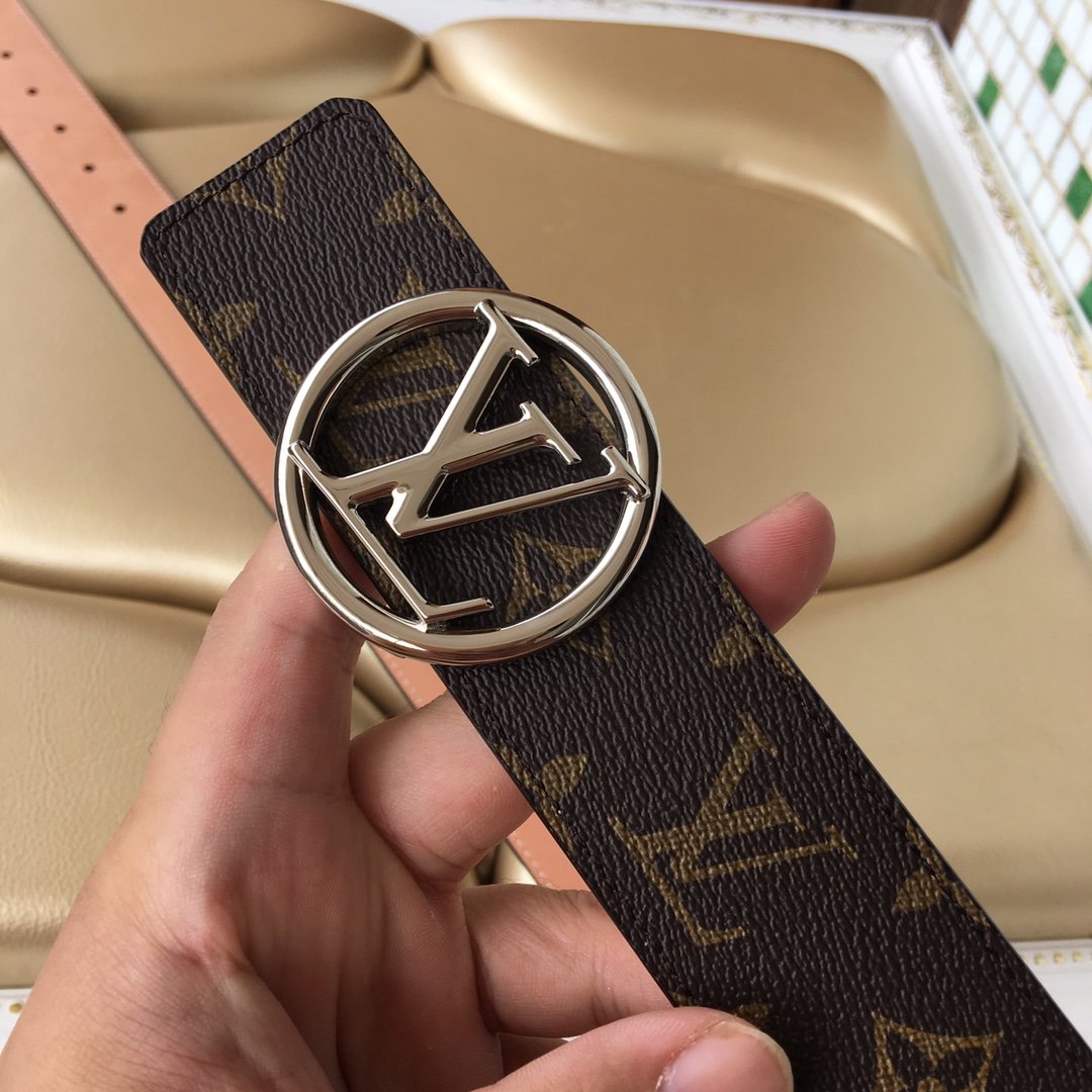 Cheap Replica Louis Vuitton Men Leather Belt Width 4cm 084