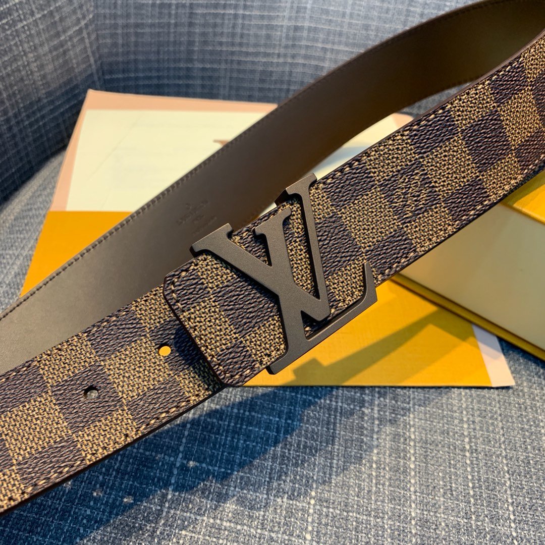 Cheap Replica Louis Vuitton Men Leather Belt Width 4cm 094