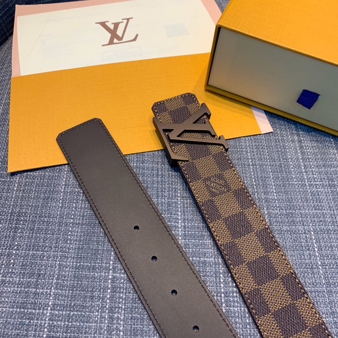 Cheap Replica Louis Vuitton Men Leather Belt Width 4cm 094