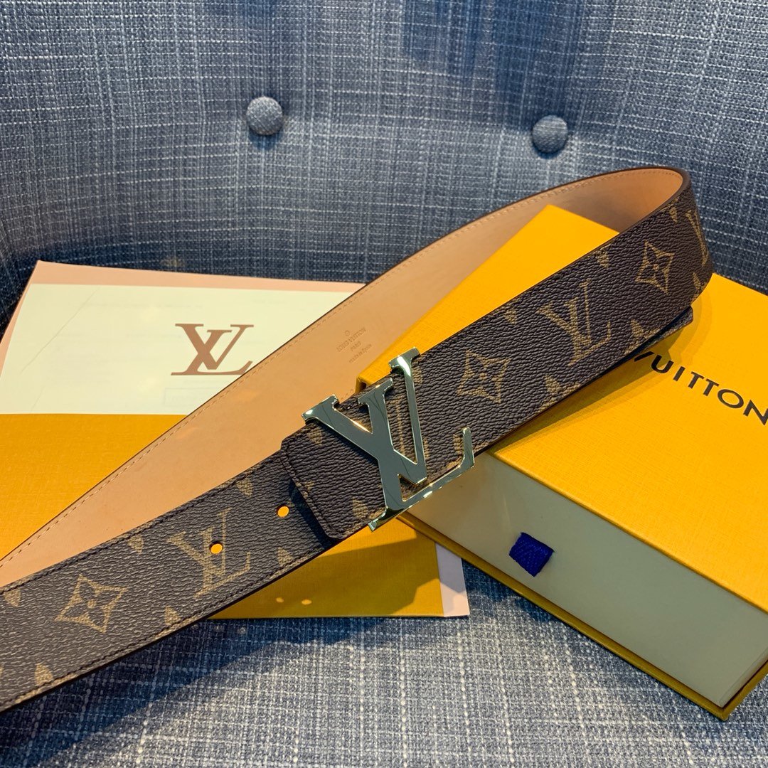 Cheap Replica Louis Vuitton Men Leather Belt Width 4cm 095