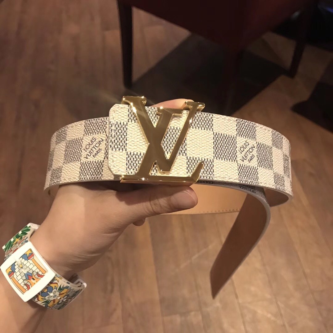 Cheap Replica Louis Vuitton Men Leather Belt Width 4cm 097