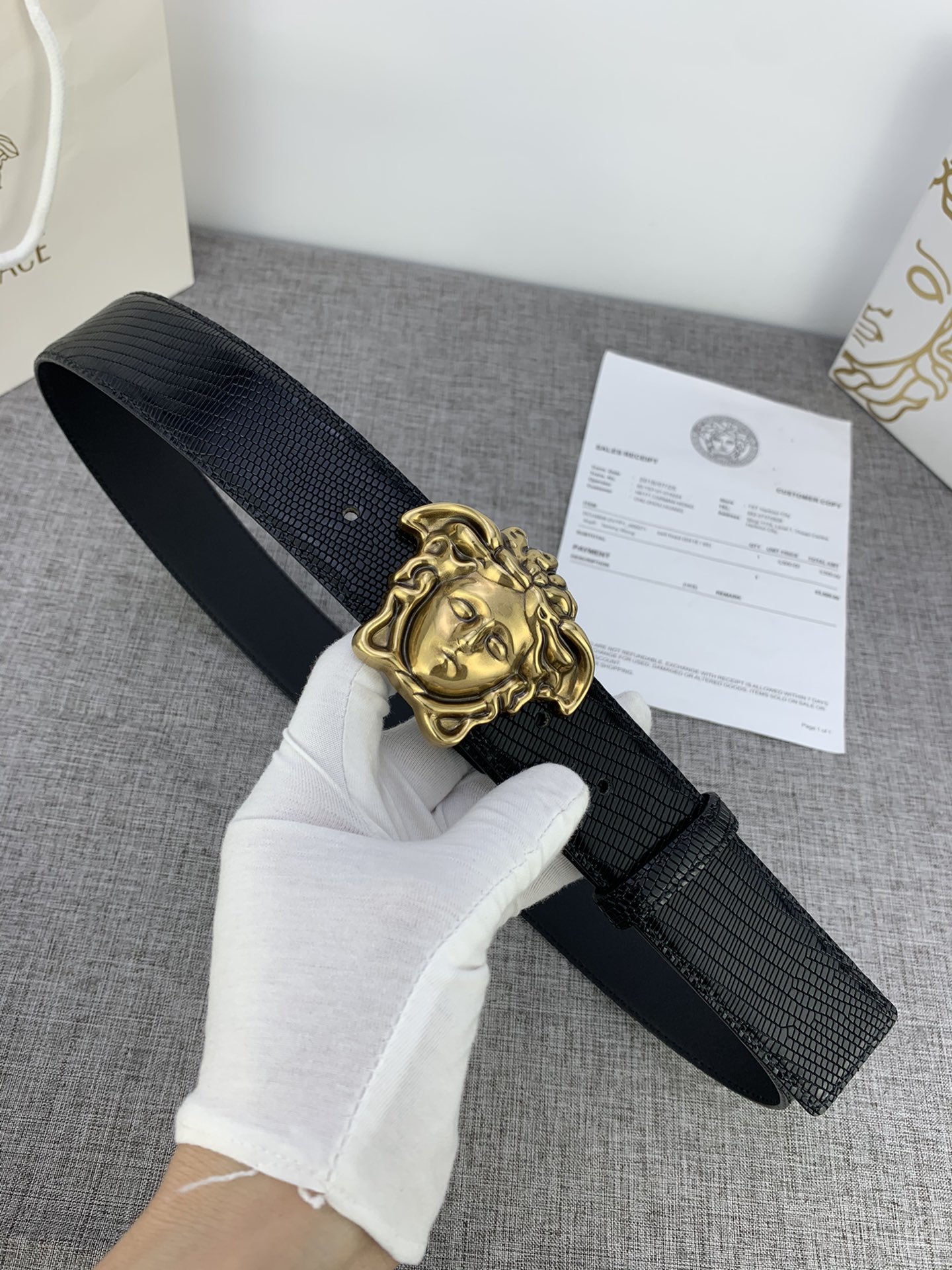 Cheap Replica Versace Men Reversible Leather Belt Width 4cm With Gold Buckle 025