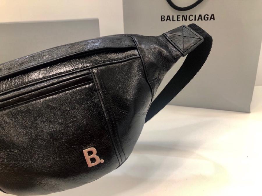 Copy Balenciaga Women Soft XS Beltpack in Black Nappa Leather 