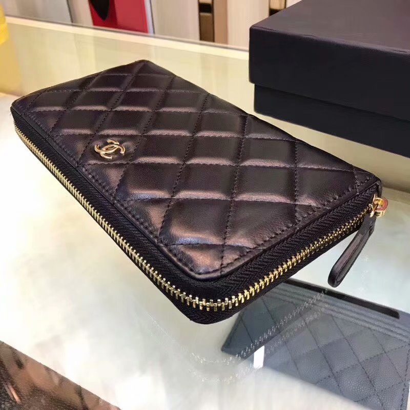 Copy Chanel Classic Zipped Wallet Lambskin Leather Gold Tone Metal