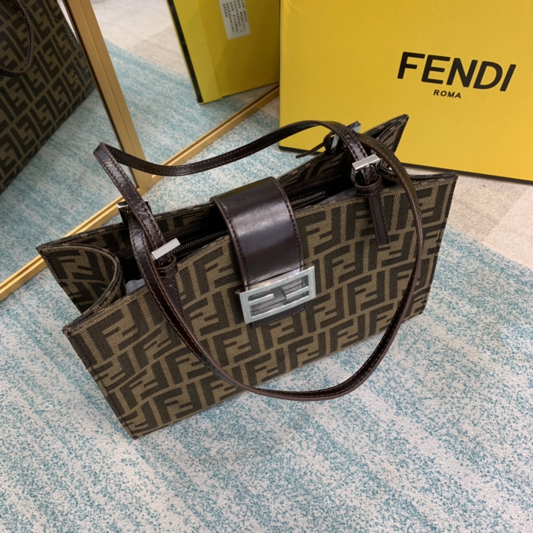 Copy Fendi Vintage Women Shoulder Bag 03