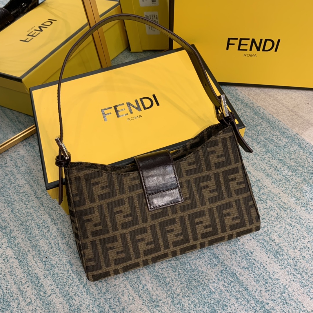 Copy Fendi Vintage Women Shoulder Bag 04