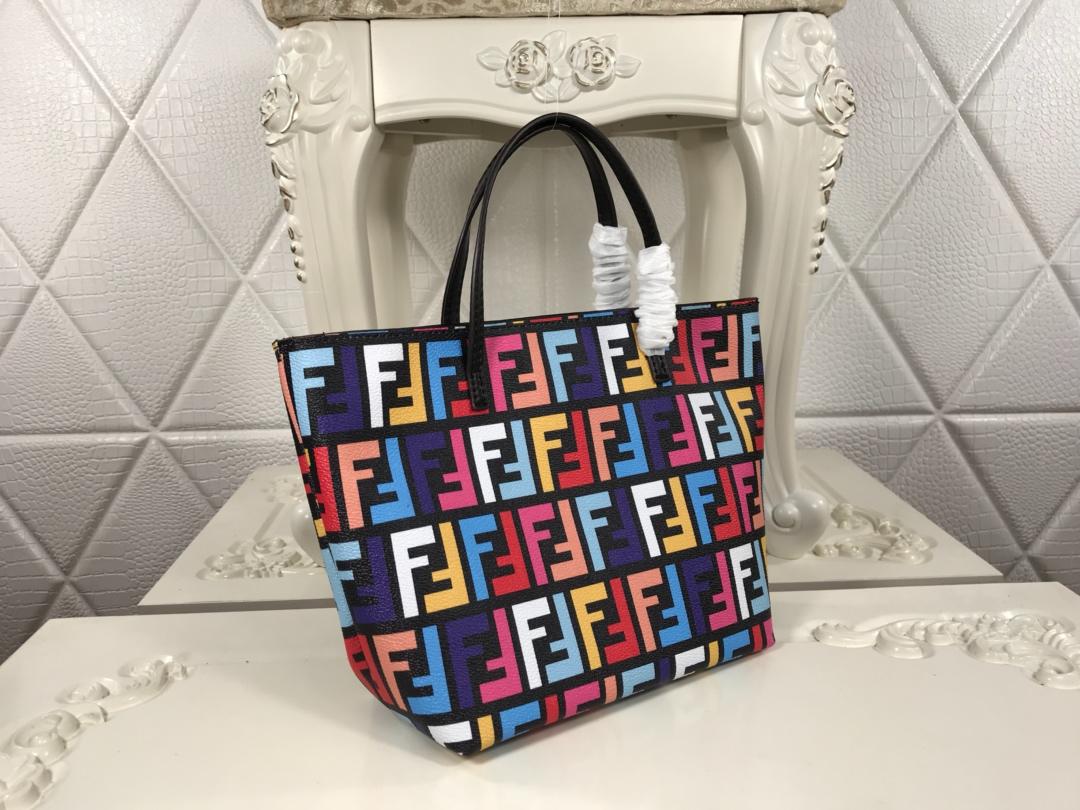 Copy Fendi Women Shopping Bag with FF Motif Colour