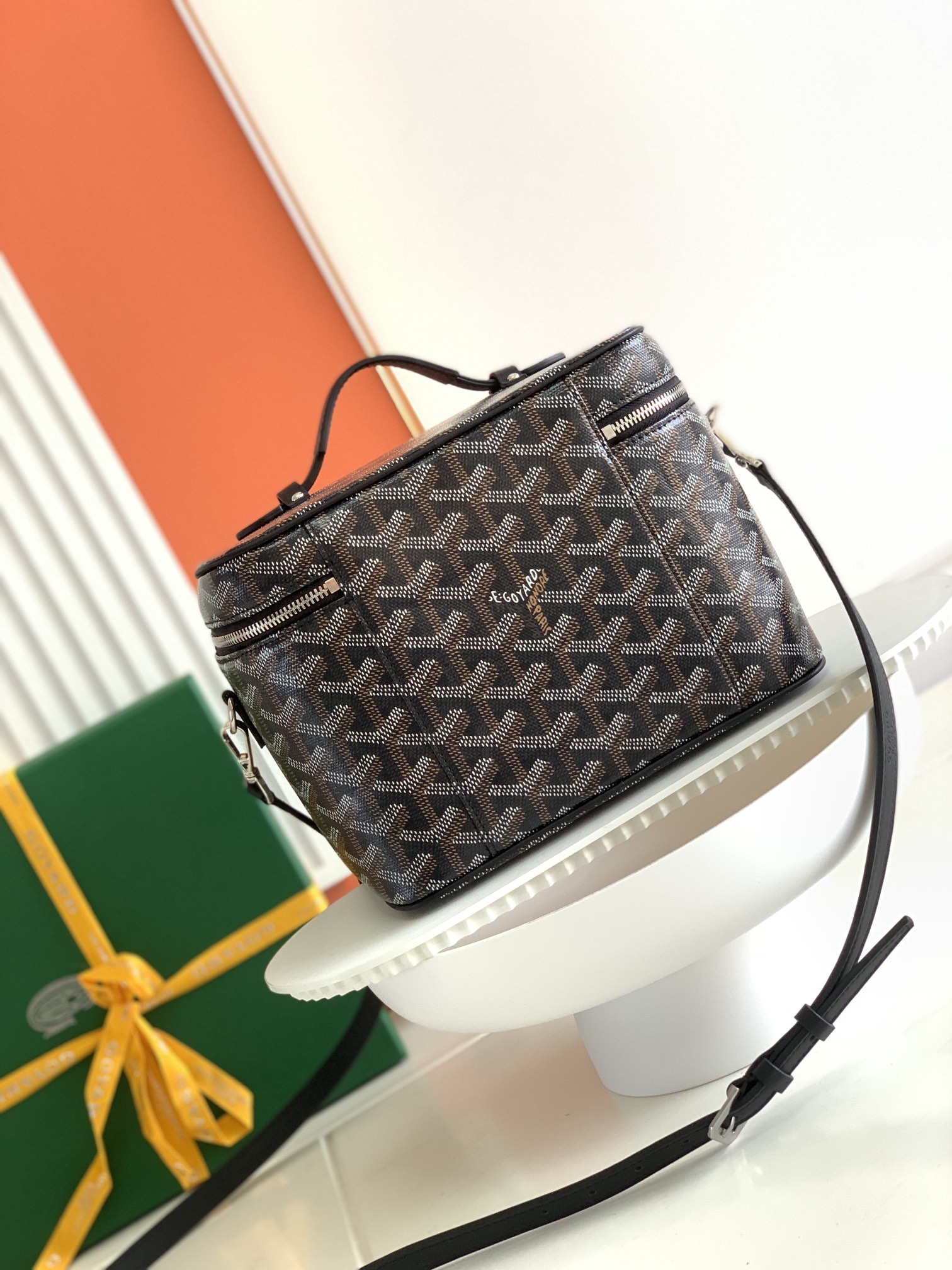 Copy Goyard Goyardine Muse Vanity Case Black