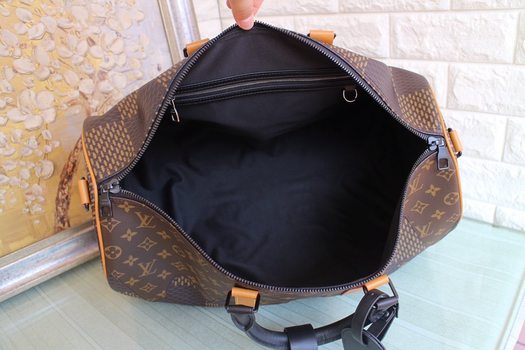 Copy Louis Vuitton M40360 Men Keepall Bandouliere 50