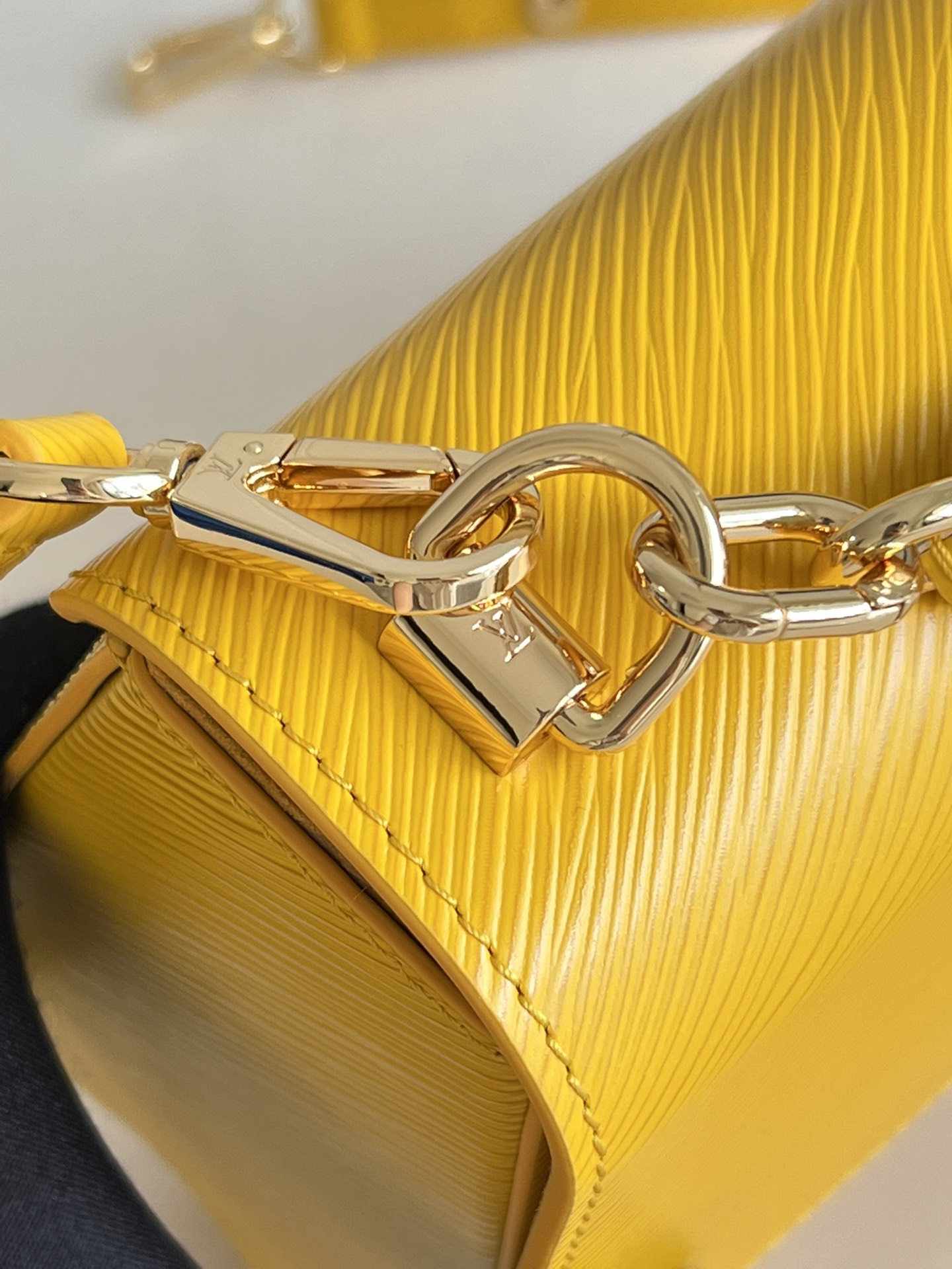 Copy Louis Vuitton Twist PM Handbag Epi Grained Leather Yellow M59896