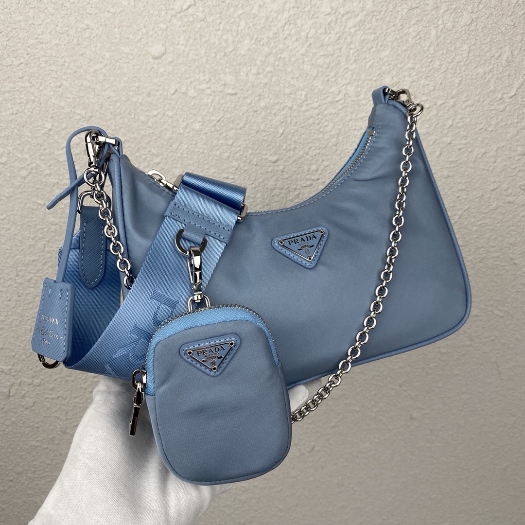 Copy Prada 1BH204 Re-Edition 2005 Re-Nylon Bag Black and Blue