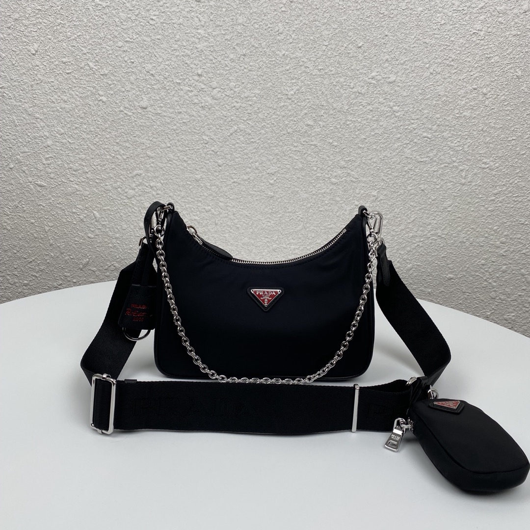 Copy Prada 1BH204 Re-Edition 2005 Re-Nylon Bag Black and Red