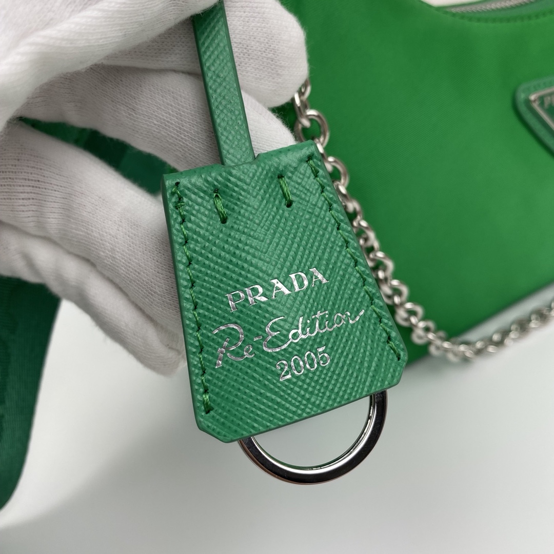 Copy Prada 1BH204 Re-Edition 2005 Re-Nylon Bag Green