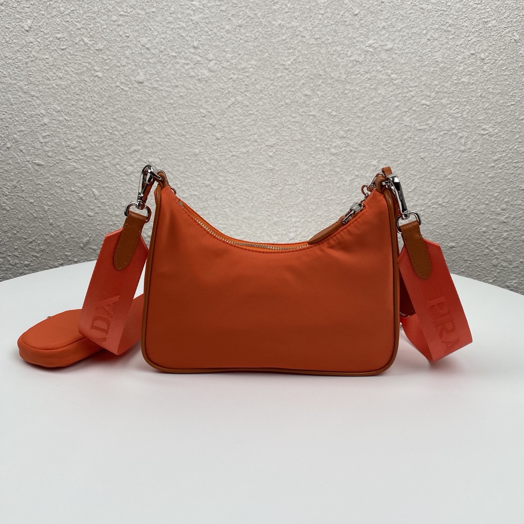 Copy Prada 1BH204 Re-Edition 2005 Re-Nylon Bag Orange