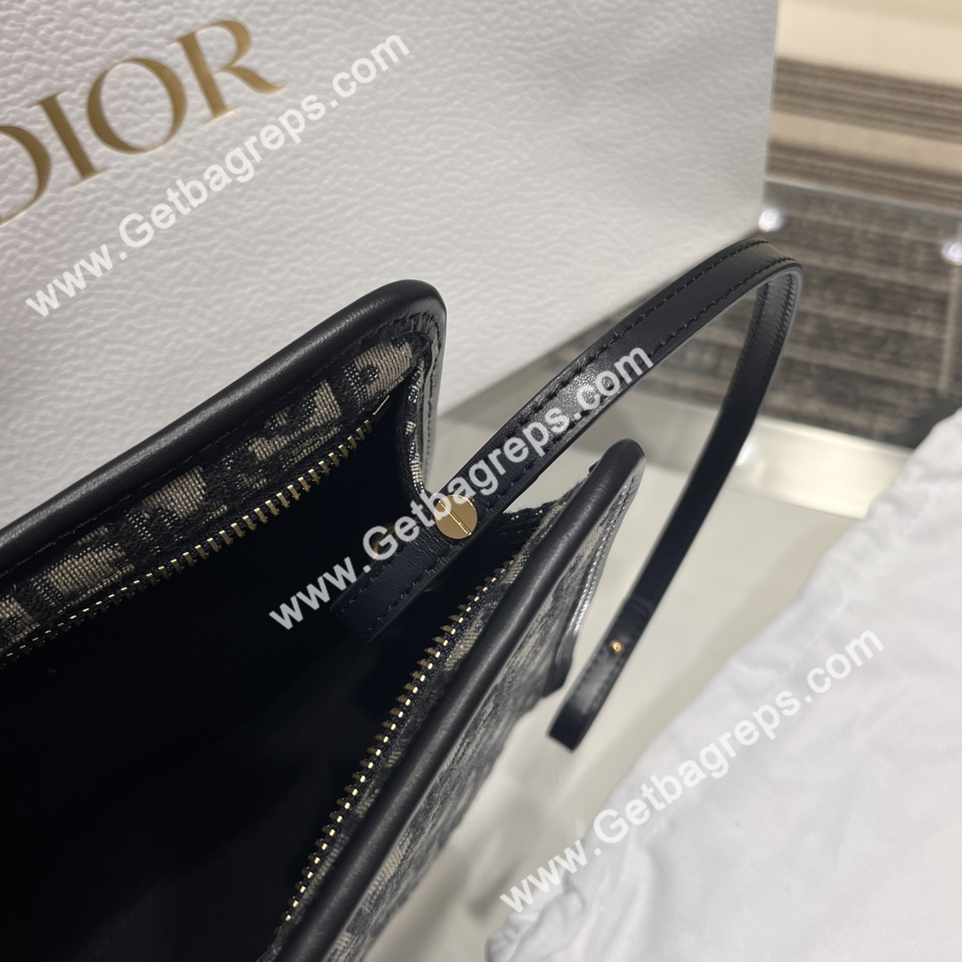 Dior 30 Montaigne Dea Pouch Blue Dior Oblique Jacquard
