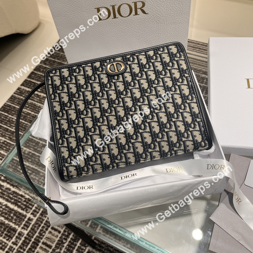 Dior 30 Montaigne Dea Pouch Blue Dior Oblique Jacquard