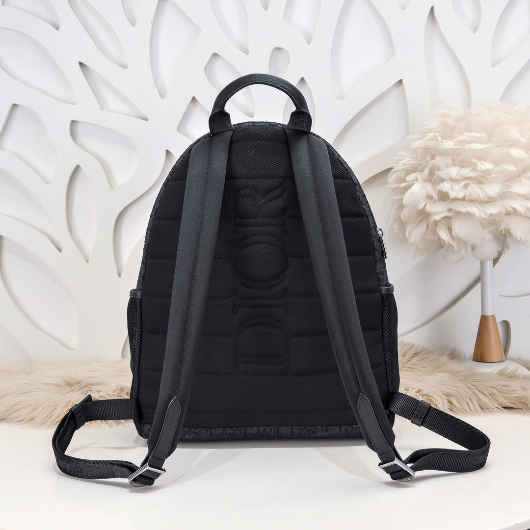 Dior 8 Backpack Black Dior Oblique Jacquard