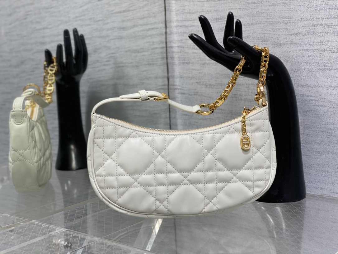 Dior CD LOUNGE BAG Latte Supple Macrocannage Lambskin White