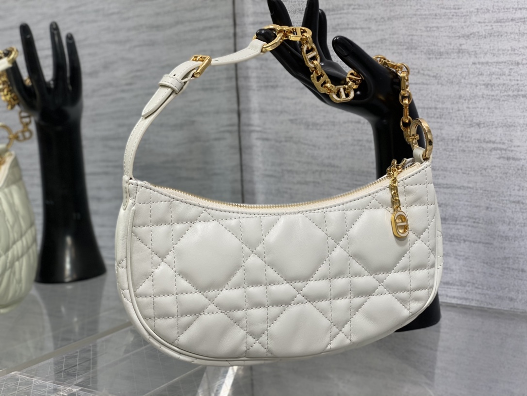 Dior CD LOUNGE BAG Latte Supple Macrocannage Lambskin White