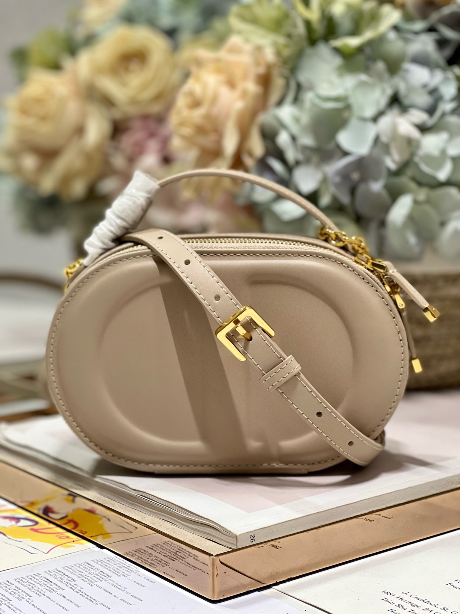 Dior CD SIGNATURE BAG WITH STRAP Caramel Beige  Calfskin