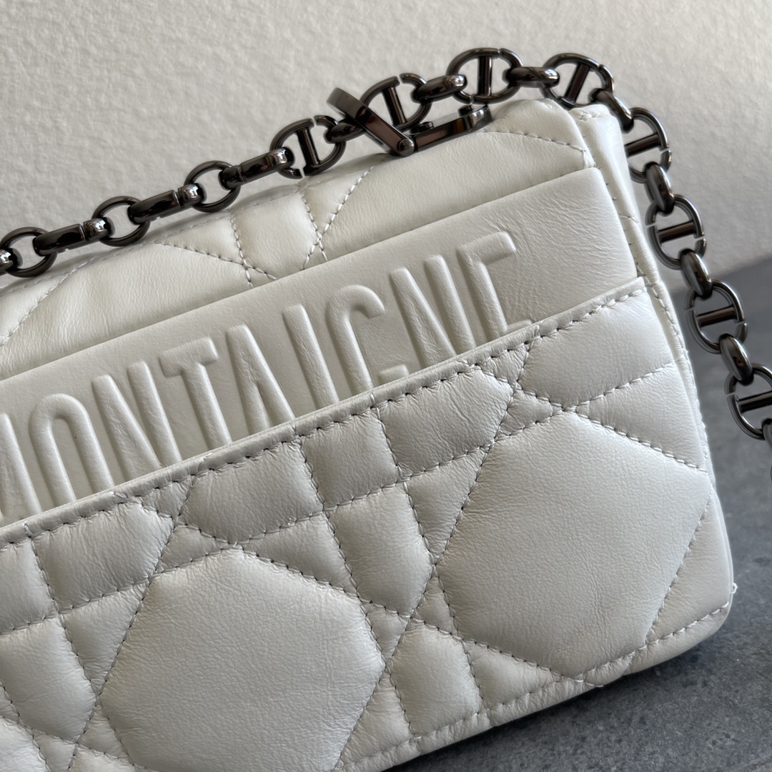 Dior Caro Macrocannage Pouch White Quilted Macrocannage Calfskin 20cm