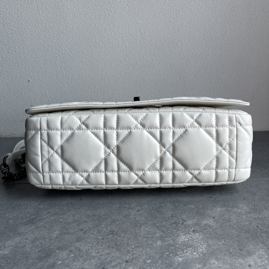 Dior Caro Macrocannage Pouch White Quilted Macrocannage Calfskin 28cm