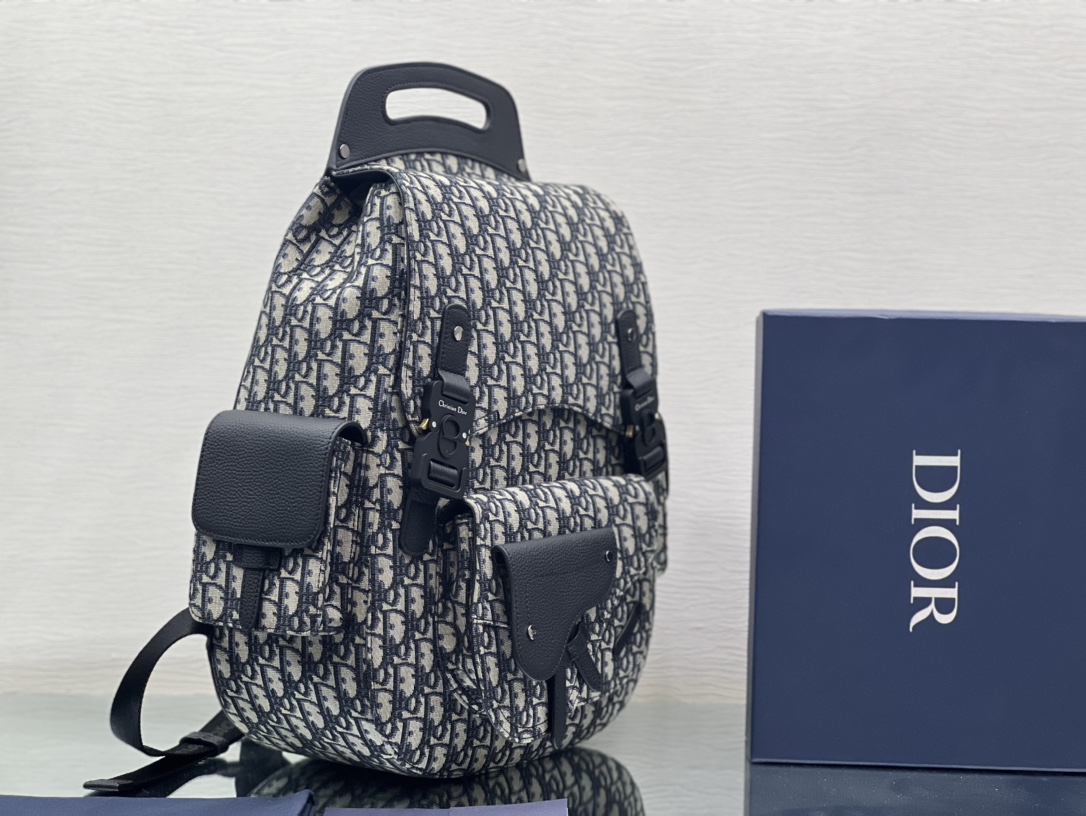 Dior Gallop Backpack Beige and Black Dior Oblique Jacquard and Black Grained Calfskin