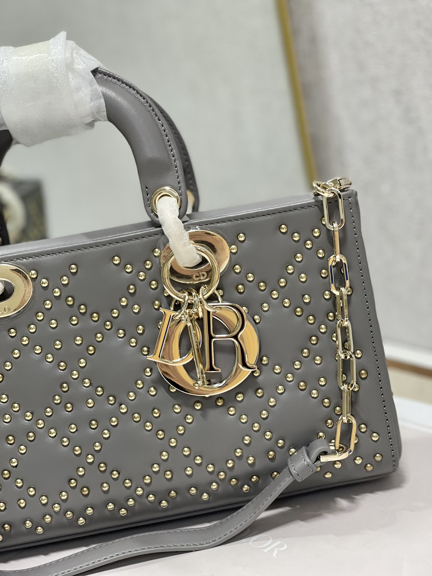 Dior Lady D鈭扟oy Tote Bag Eyelet Gray Lambskin