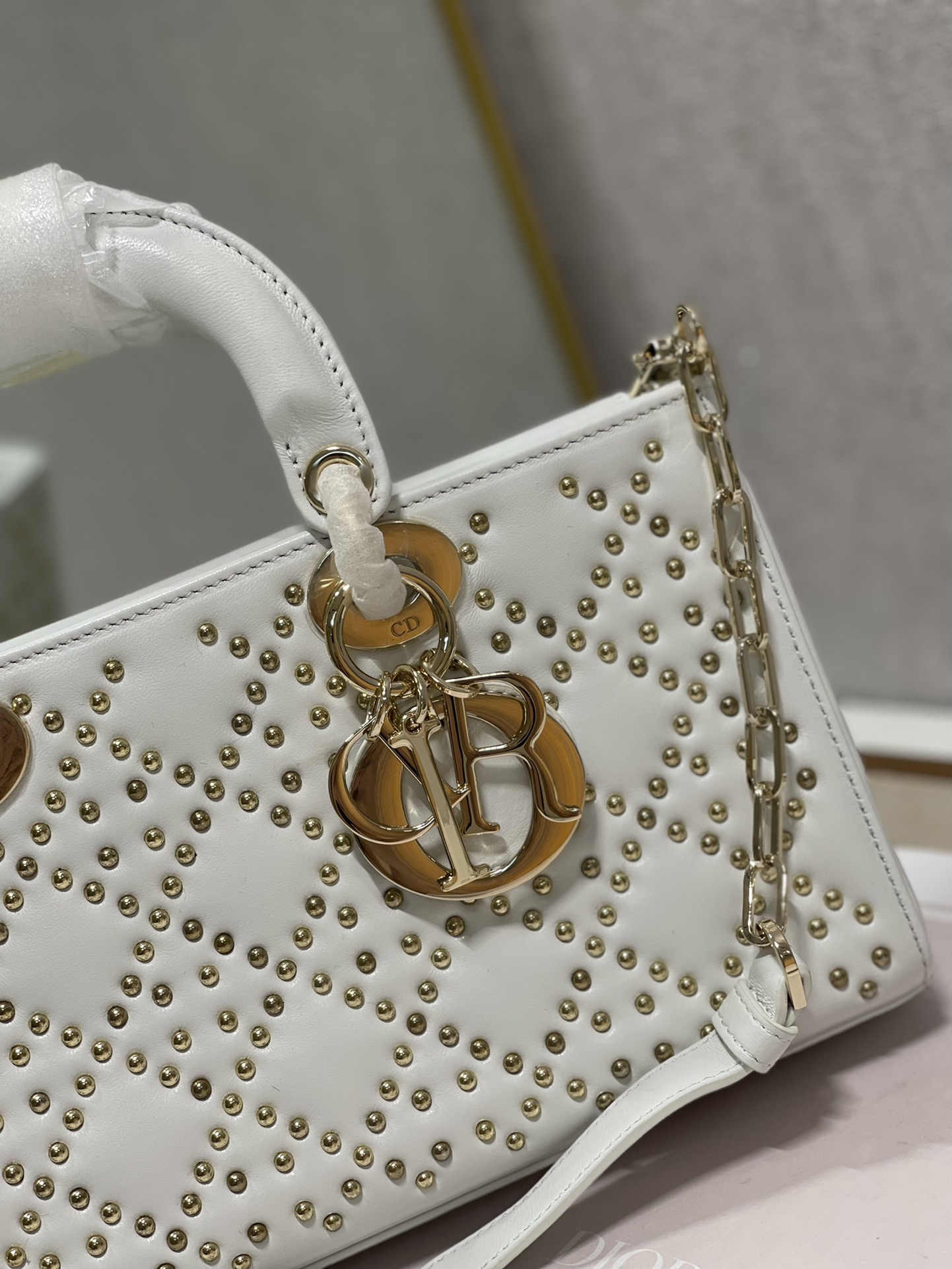 Dior Lady D鈭扟oy Tote Bag Eyelet White Lambskin