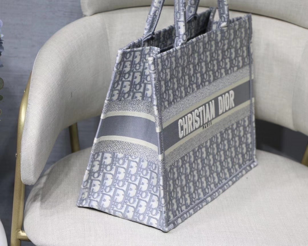 Dior Large Dior Book Tote Bag Gray Dior Oblique Embroidery 41.5cm