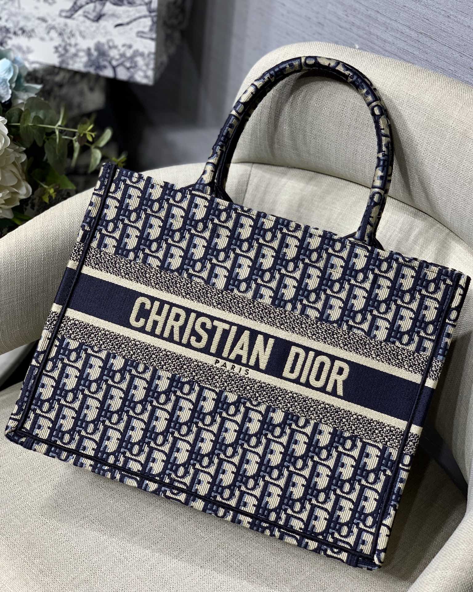 Dior Medium Blue Dior Oblique Embroidery Book Tote 36cm