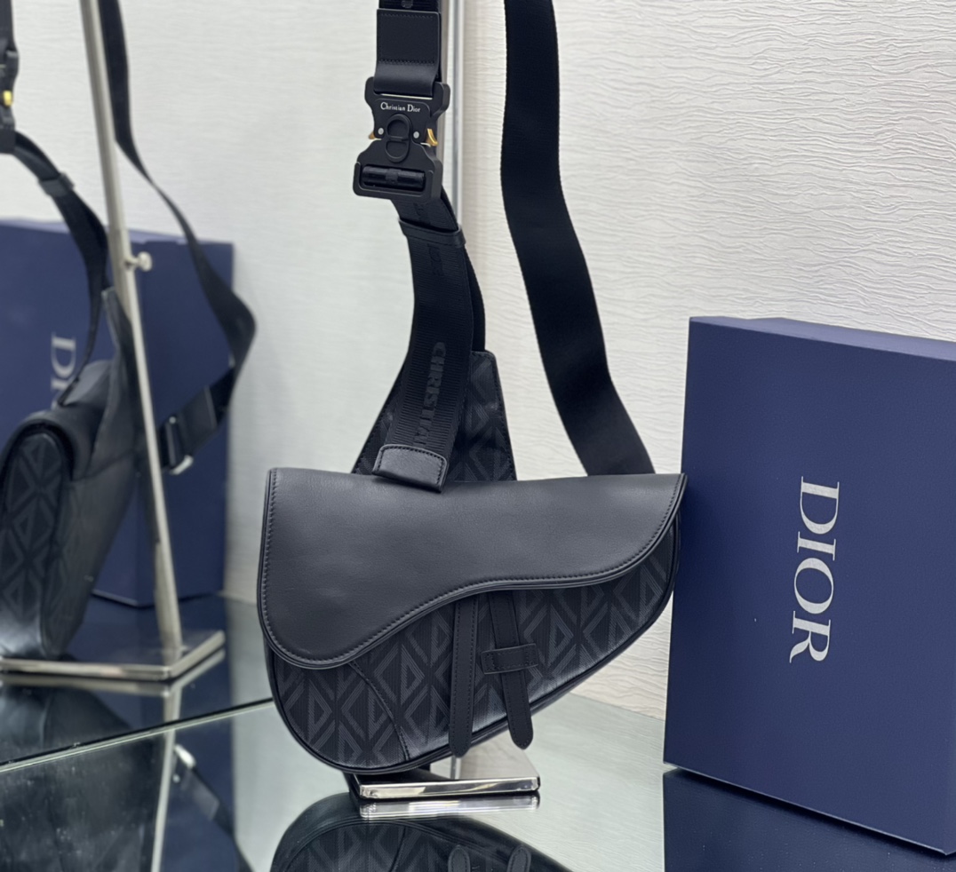 Dior Mens Saddle Bag Navy Black CD Diamond Canvas and Smooth Calfskin