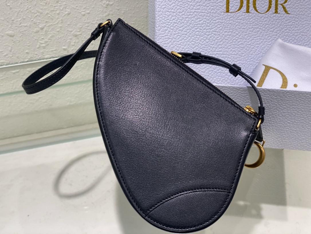 Dior Saddle Shoulder Pouch Black Goatskin