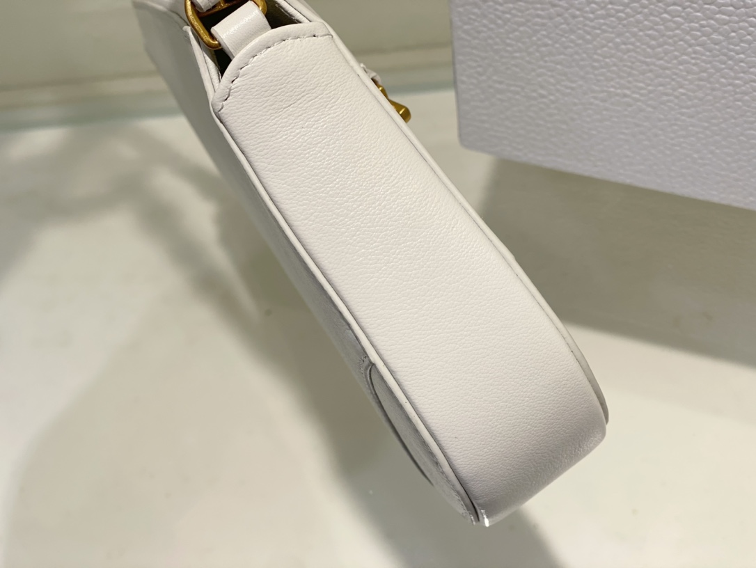 Dior Saddle Shoulder Pouch White Goatskin