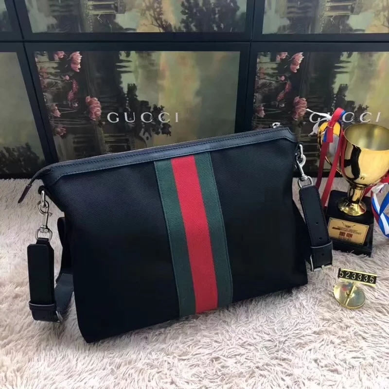 Discount Gucci GG Supreme Medium Men Messenger Bag Black