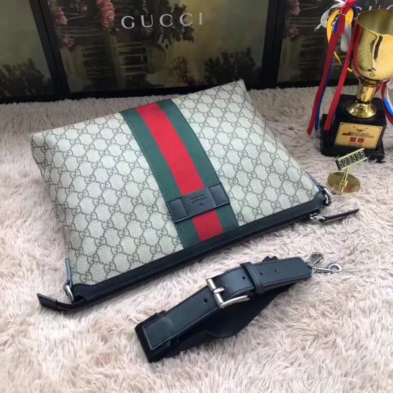 Discount Gucci GG Supreme Medium Men Messenger Bag