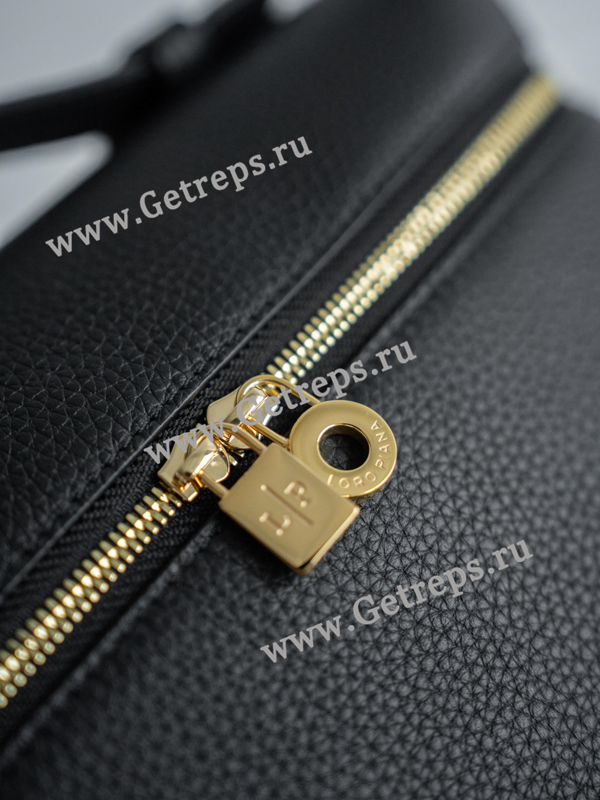 Extra Pocket Backpack L23.5 Grained Calfskin Black