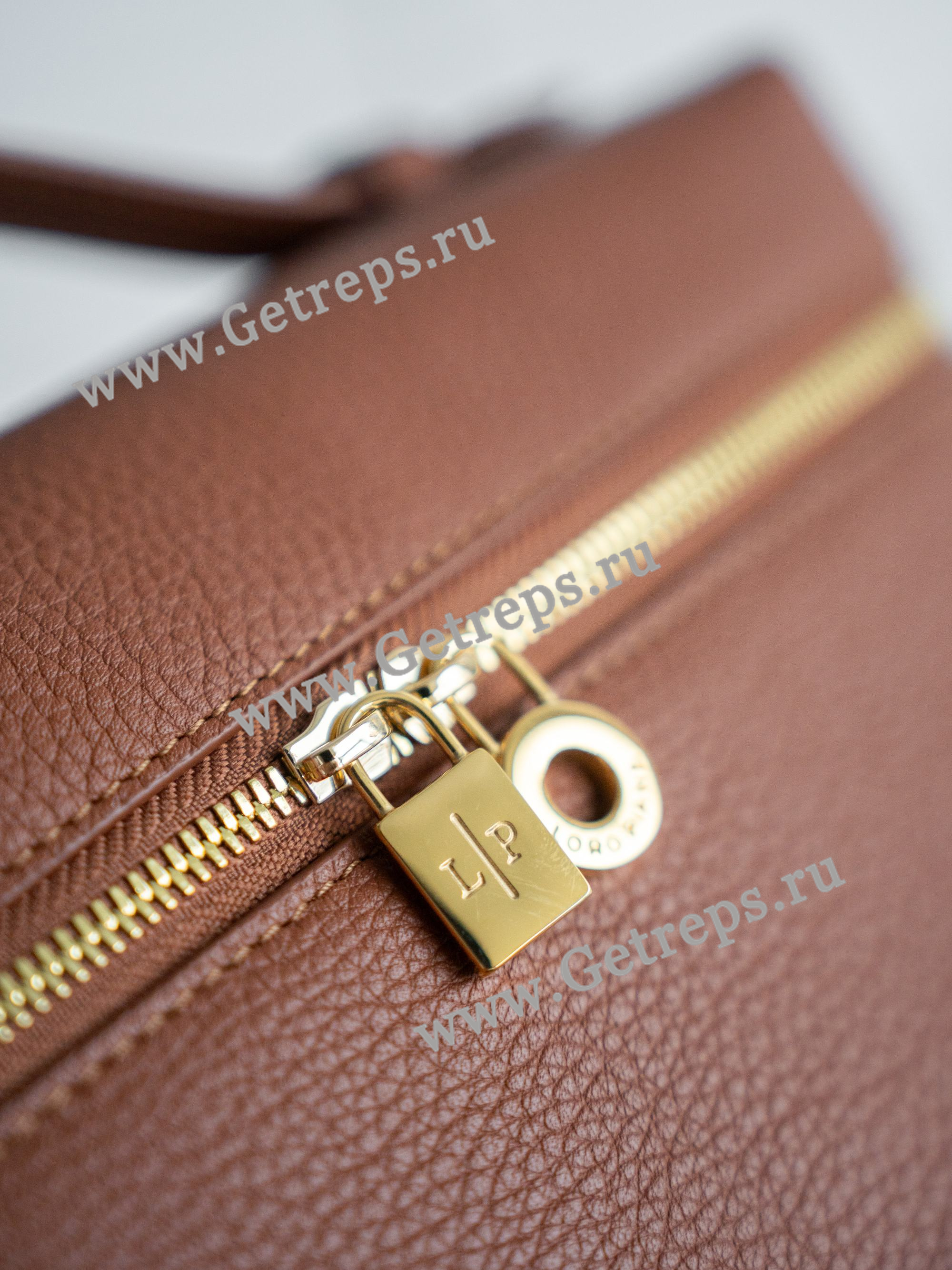 Extra Pocket Backpack L23.5 Grained Calfskin Kummel