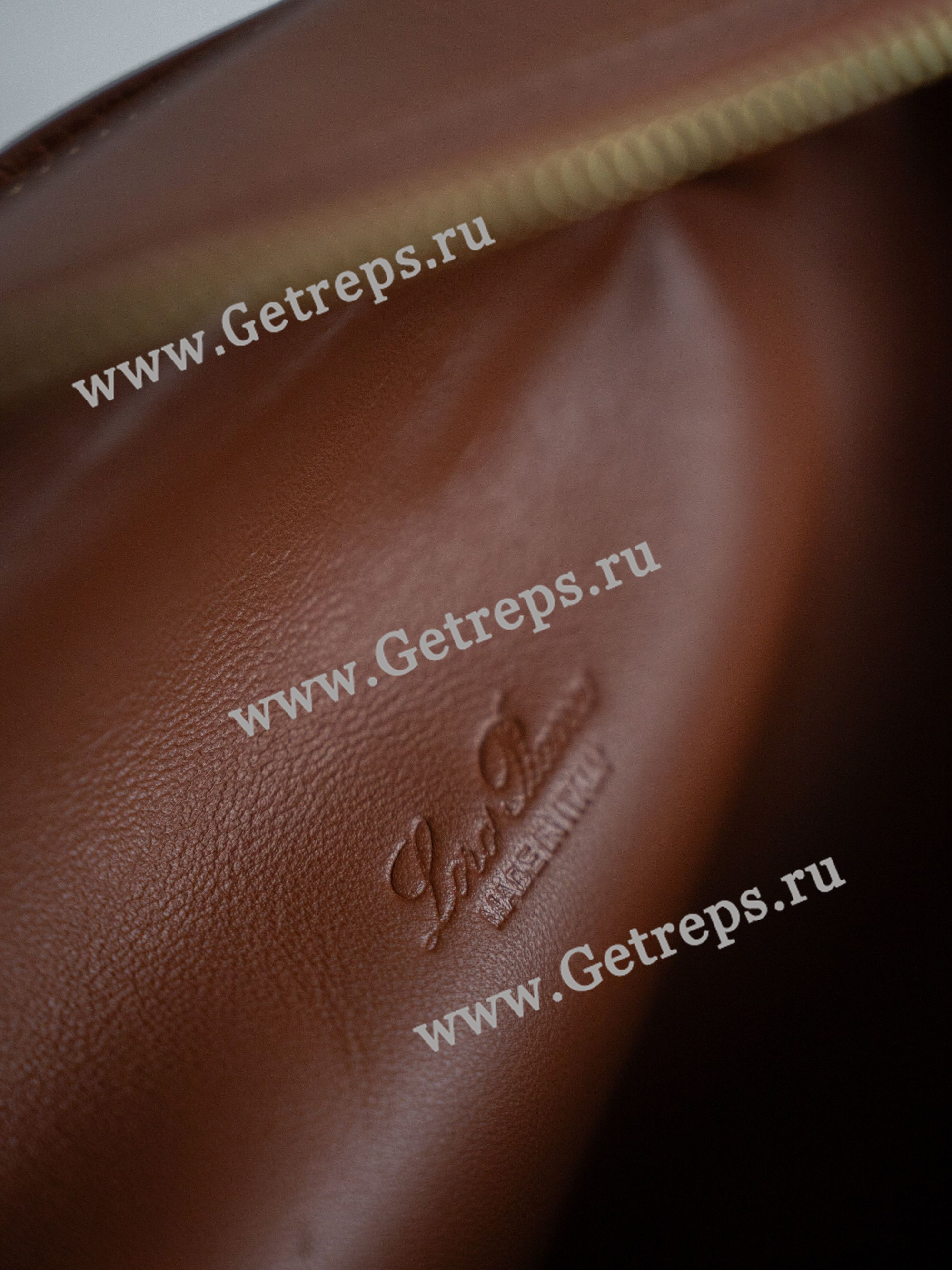 Extra Pocket Backpack L23.5 Grained Calfskin Kummel