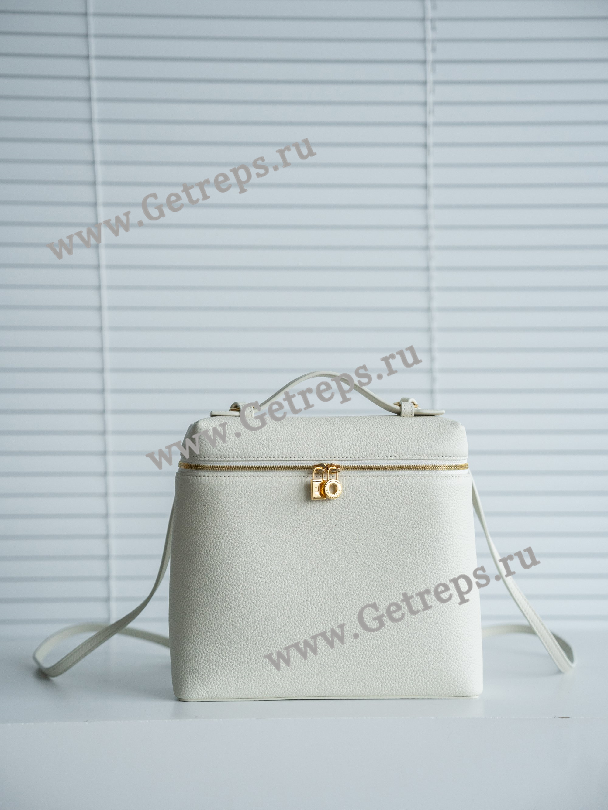 Extra Pocket Backpack L23.5 Grained Calfskin White