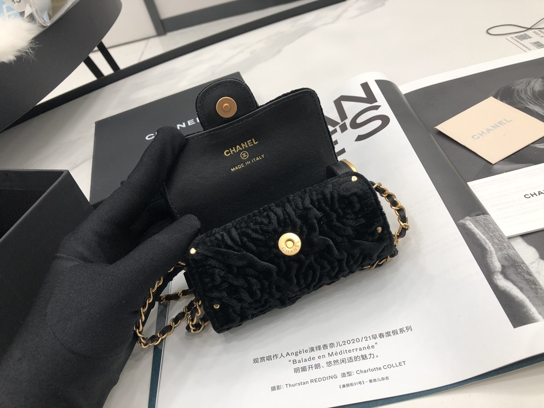 Fake Chanel Jewel Card Holder Small Bag with Chain Black Velvet with Gold Hardware Celebrity Same Christmas