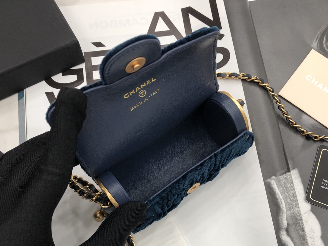 Fake Chanel Jewel Card Holder Small Bag with Chain Blue Velvet with Gold Hardware Celebrity Same Christmas
