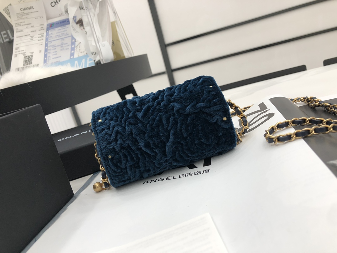 Fake Chanel Jewel Card Holder Small Bag with Chain Blue Velvet with Gold Hardware Celebrity Same Christmas