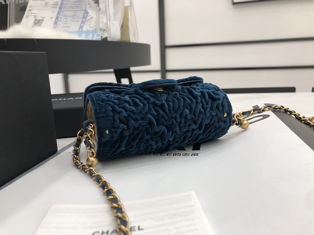 Fake Chanel Jewel Card Holder Small Bag with Chain Blue Velvet with Gold Hardware Celebrity Same Christmas